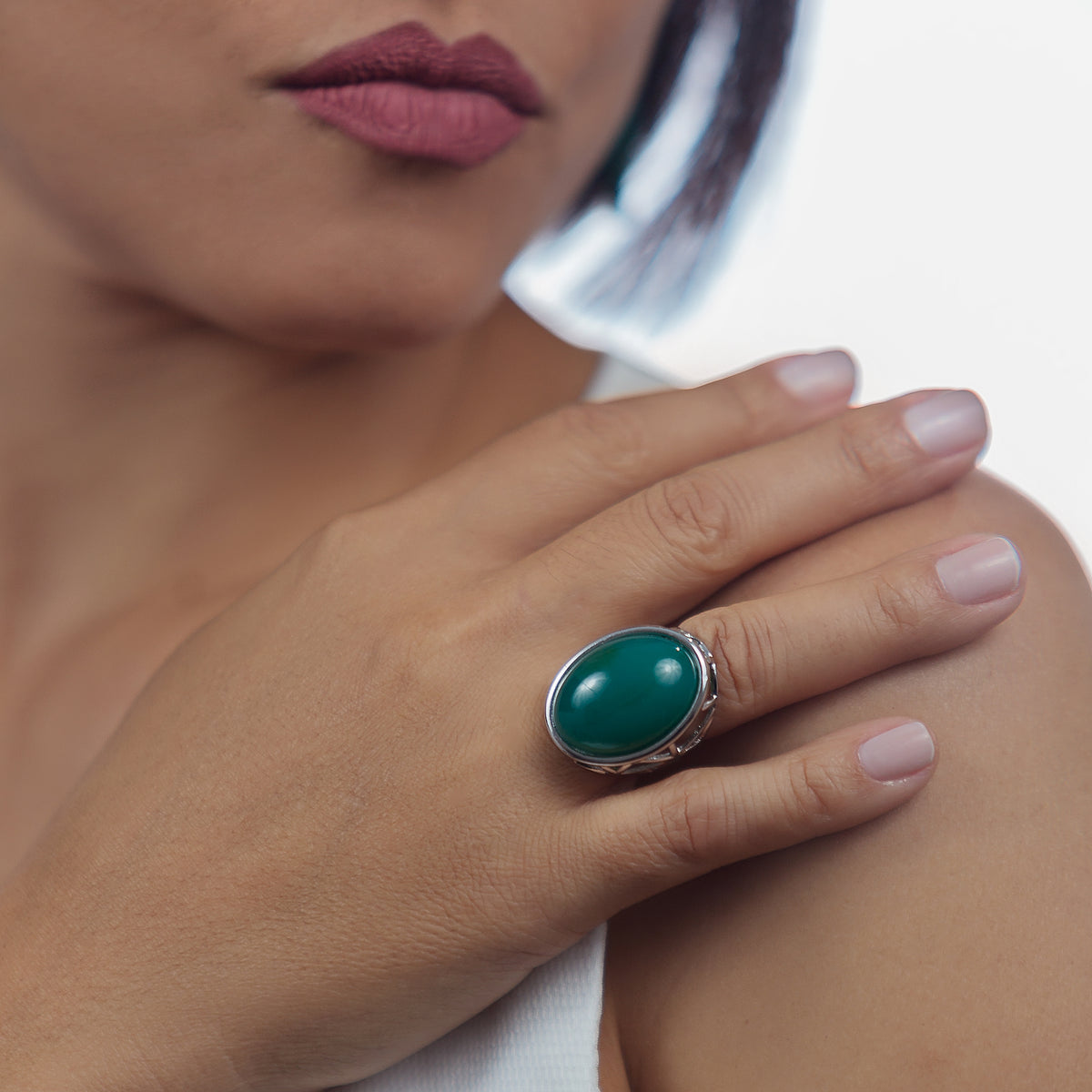 Cocktail Ring in Green Agate Natural Gemstone | Rhodium Plated